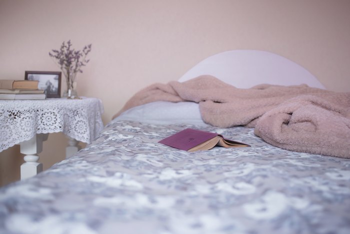 bed bedroom blanket