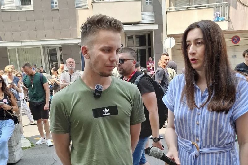.