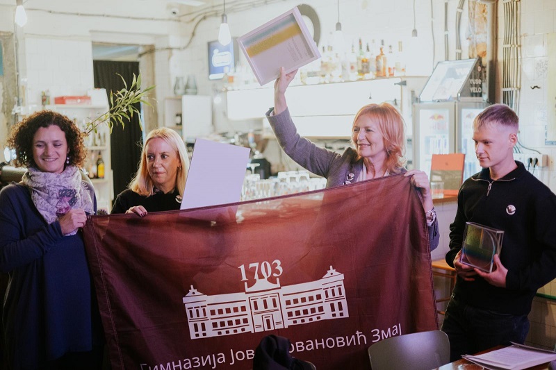 Nagrade gimnazijama iz Novog Sada, Niša i Beograda .